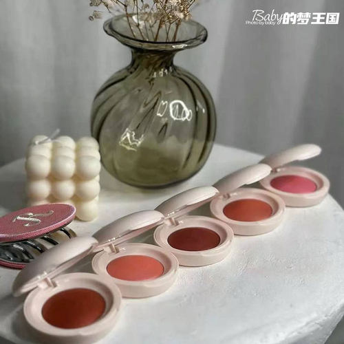 美国 Rare Beauty 赛琳娜珠光高光腮红 2.8g Cheer/Hope