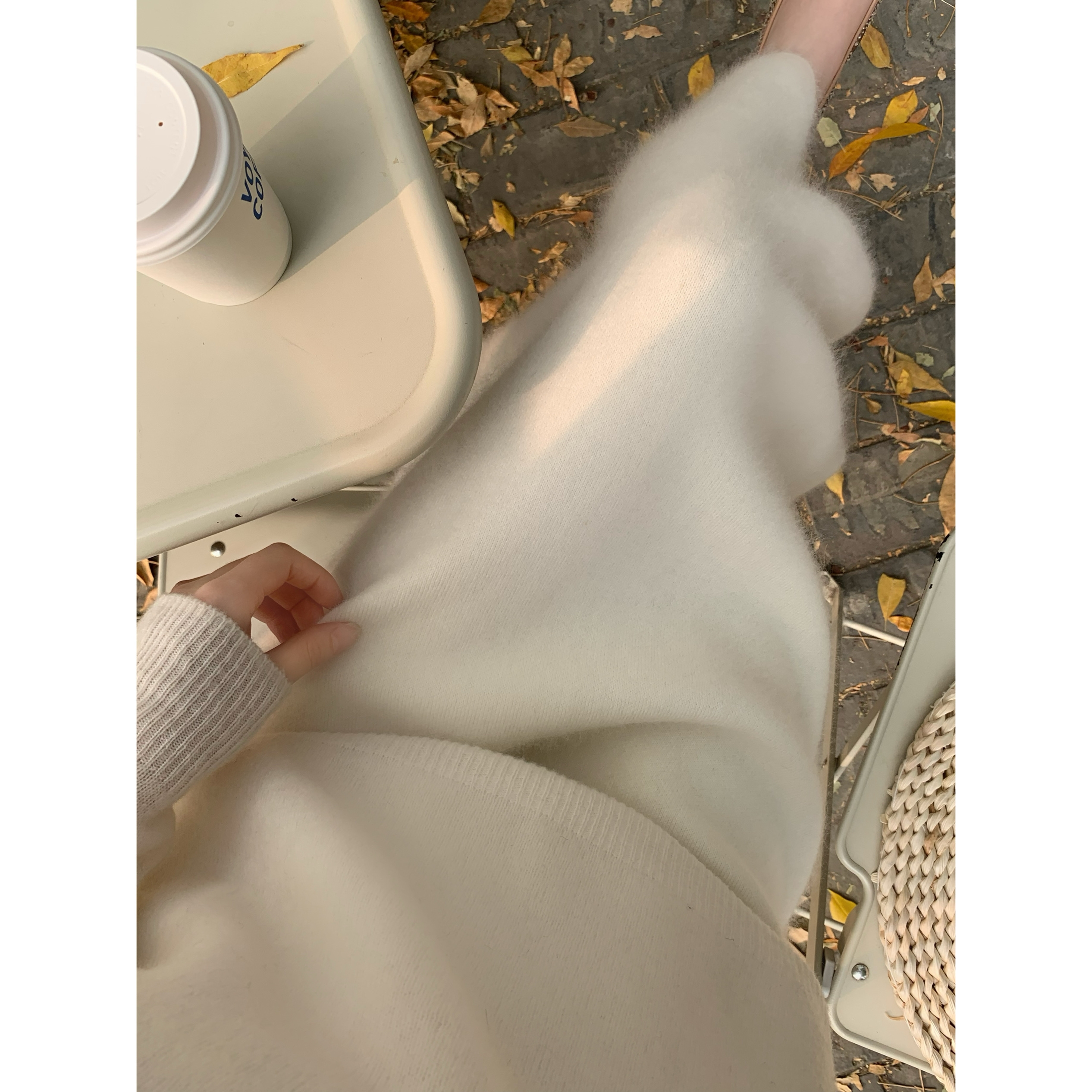 ICELOLLY羊毛针织a字白色半身裙女秋冬季独特超好看气质显瘦裙子