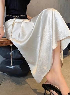 白色醋酸缎面半身裙女2025新款夏季新中式高腰垂坠感气质包臀裙子