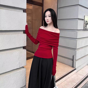 werkwen 圣诞红 设计感丝光羊毛一字肩高级感长袖针织衫打底上衣