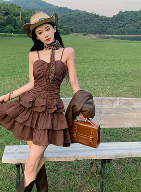 法式美拉德吊带裙女收腰显瘦荷叶边短裙辣妹风穿搭草原拍照出片