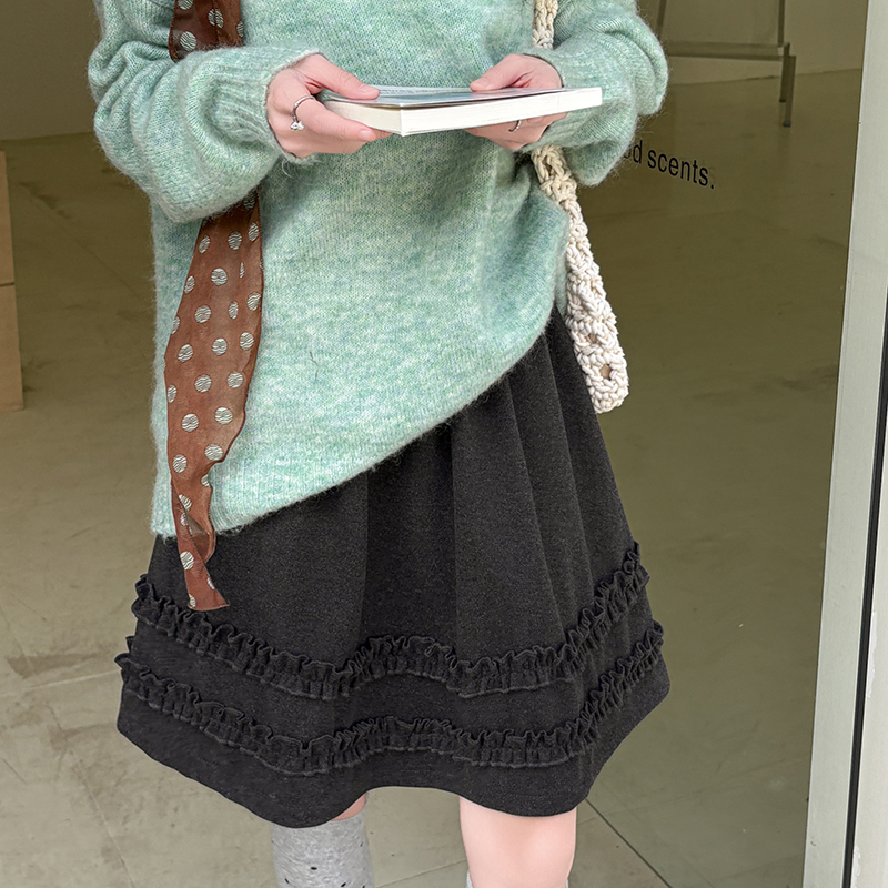 毛呢短裙女2025秋冬款呢子a字裙高腰半身裙木耳边超好看分中裙