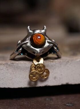 月成通用18k金设计师款吊坠