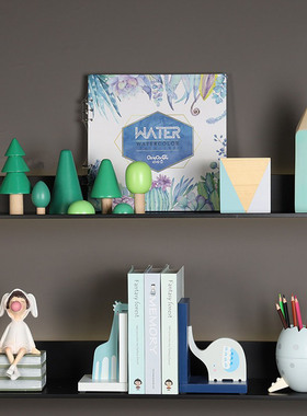 儿童房摆件绿色系公仔道具装饰品