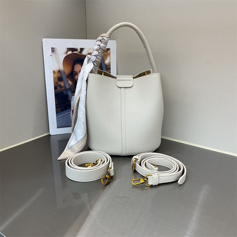 2026新款时尚荔枝纹水桶包休闲纯色丝巾装饰手提包简约单肩斜跨包,箱包皮具/热销女包/男包,水桶包,淘宝优惠券,粉丝福利购,淘宝优惠卷