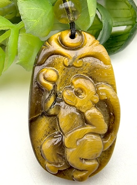 金猴献桃天然黄虎眼生肖猴吊坠挂件护身符一物一图A45-116