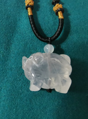 正品特价巴西纯天然白冰粉水晶生肖发财猪挂件挂坠吊坠男女款A24S