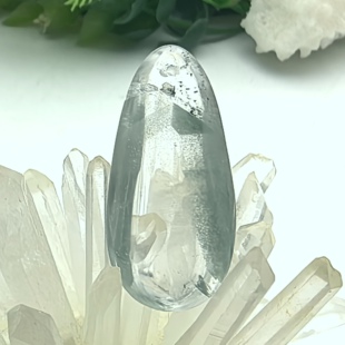 青云金塔天然绿幽灵金字塔水晶吊坠鬼佬财神挂坠一物一图A53-60