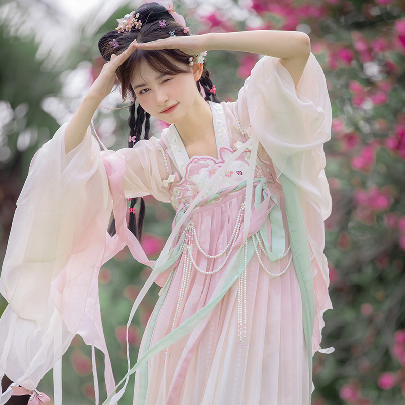 扑朔兔兔齐胸绣花汉元素印花下裙羽袖飘唐她说夏季女生汉服
