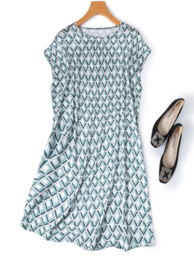 丝滑亲肤！19姆米真丝弹力缎面大码宽松连袖桑蚕丝中长款大T恤女