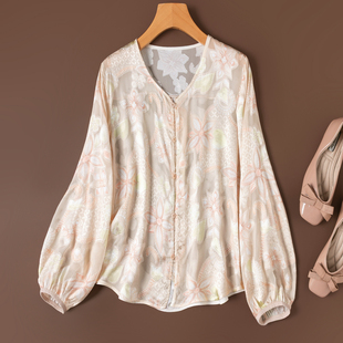 轻快的珠光粉色！精致剪花绡半透视真丝长袖V领衬衫上衣春季新女