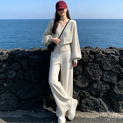 慵懒V领麻花针织高腰阔腿套装