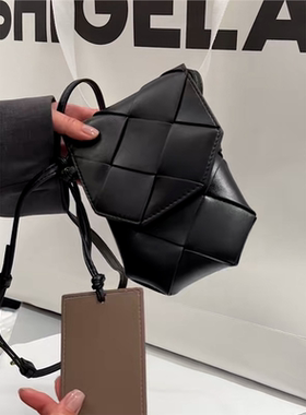 现货 诗歌兰正品女包25新款36652真皮手机包编织感可调节斜挎小包