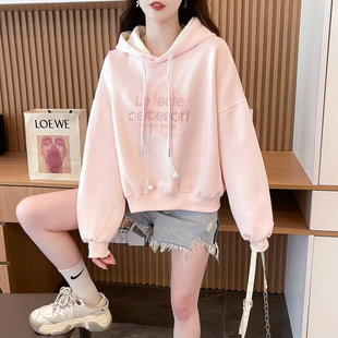 初中女生潮流短款连帽上衣宽松甜美时尚高中学生秋季薄款卫衣外套