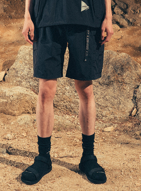 Gramicci X And Wander 小野人联名GUP4-S3003户外拼接五分短裤潮