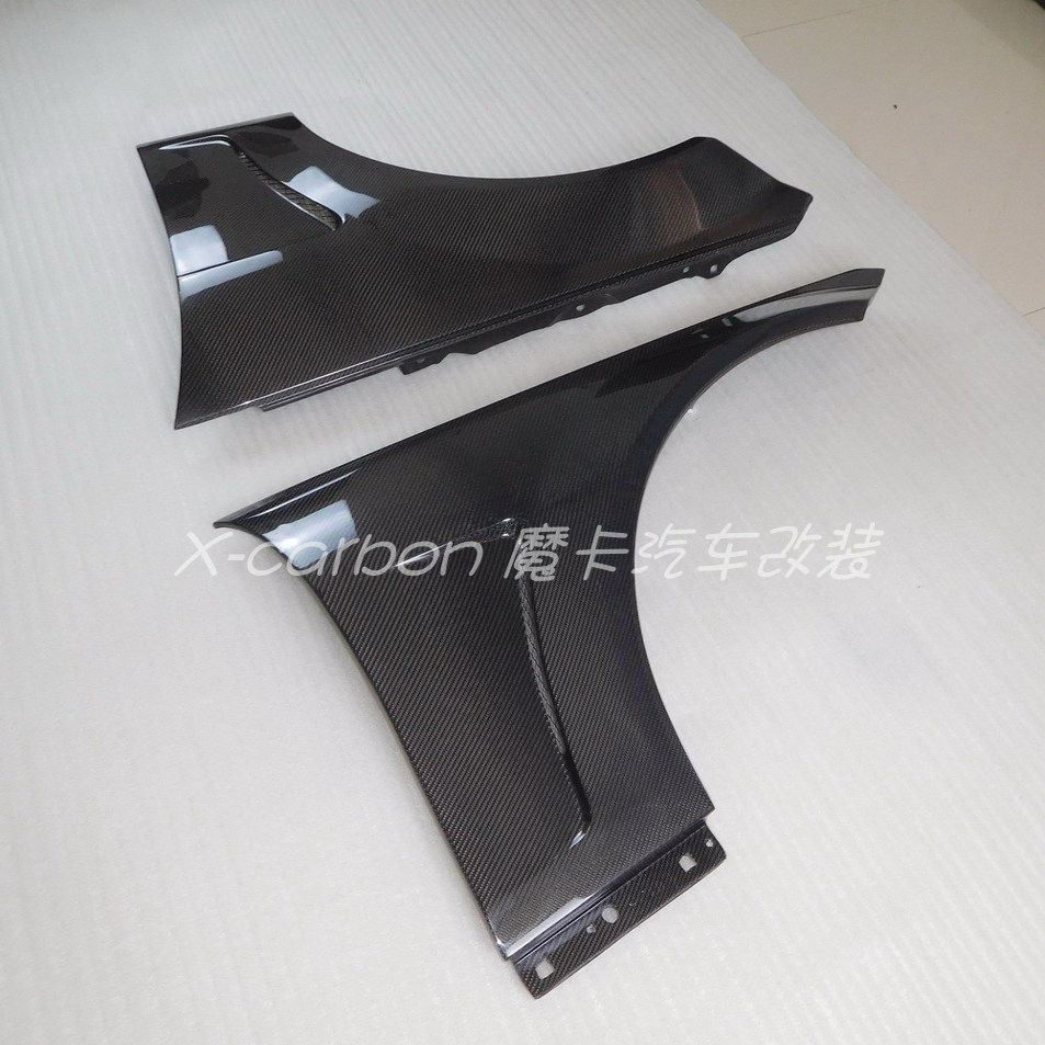 老款奔驰C级前期W024改装碳纤维开孔叶子板 C160 C200碳纤翼子板