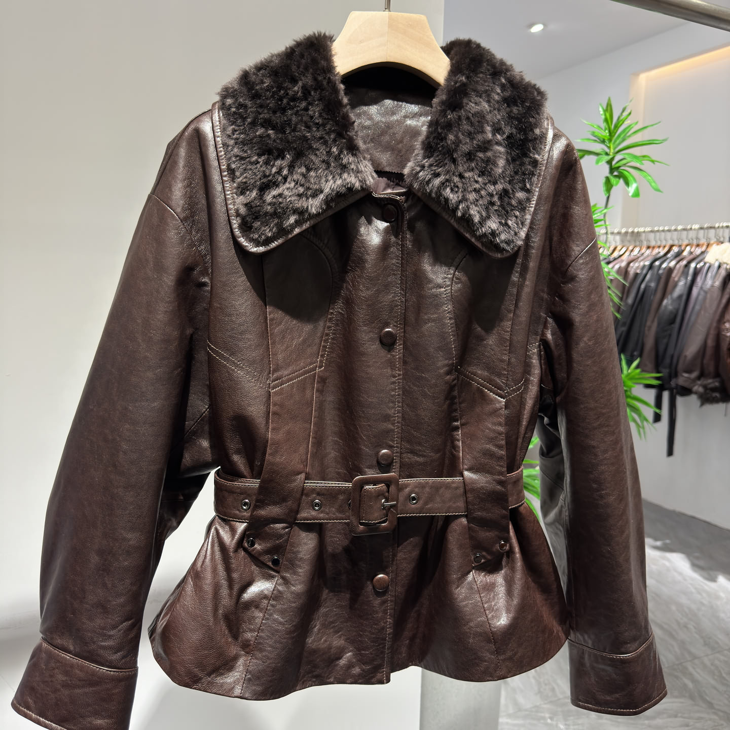 中长真皮羊皮鹅绒羽绒服皮衣外套