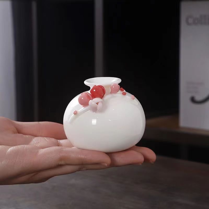 陶瓷手工捏花网红花瓶小口径迷你花瓶花朵高颜值家居插花摆件热卖,家居饰品,花瓶,淘宝优惠券,粉丝福利购,淘宝优惠卷