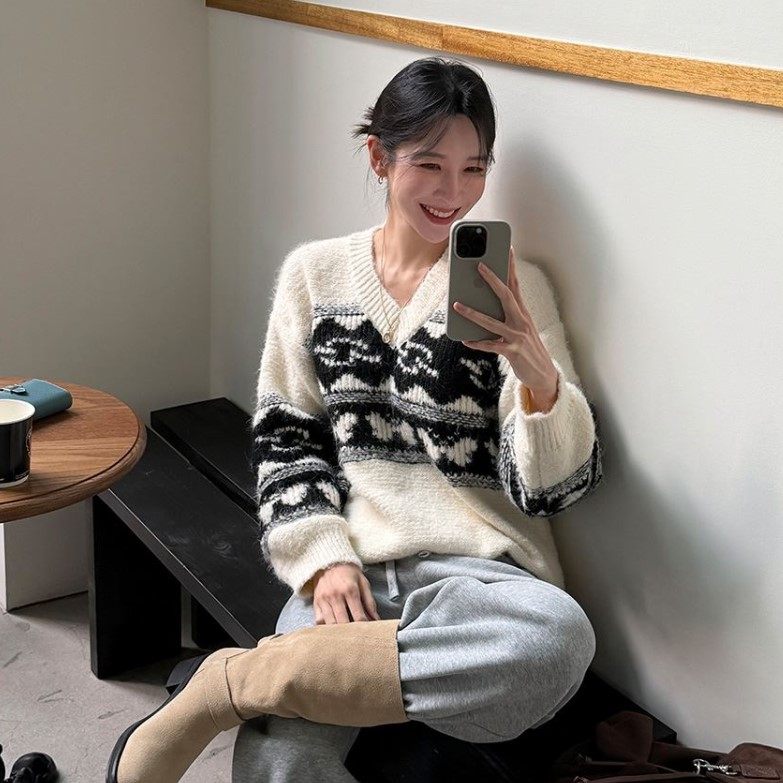 My girl冬季新款韩国代购流行时尚简单百搭V领舒适保暖套头针织衫