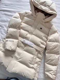 小树韩版显瘦腰带款连帽羽绒服 中量白鸭绒保暖外套女