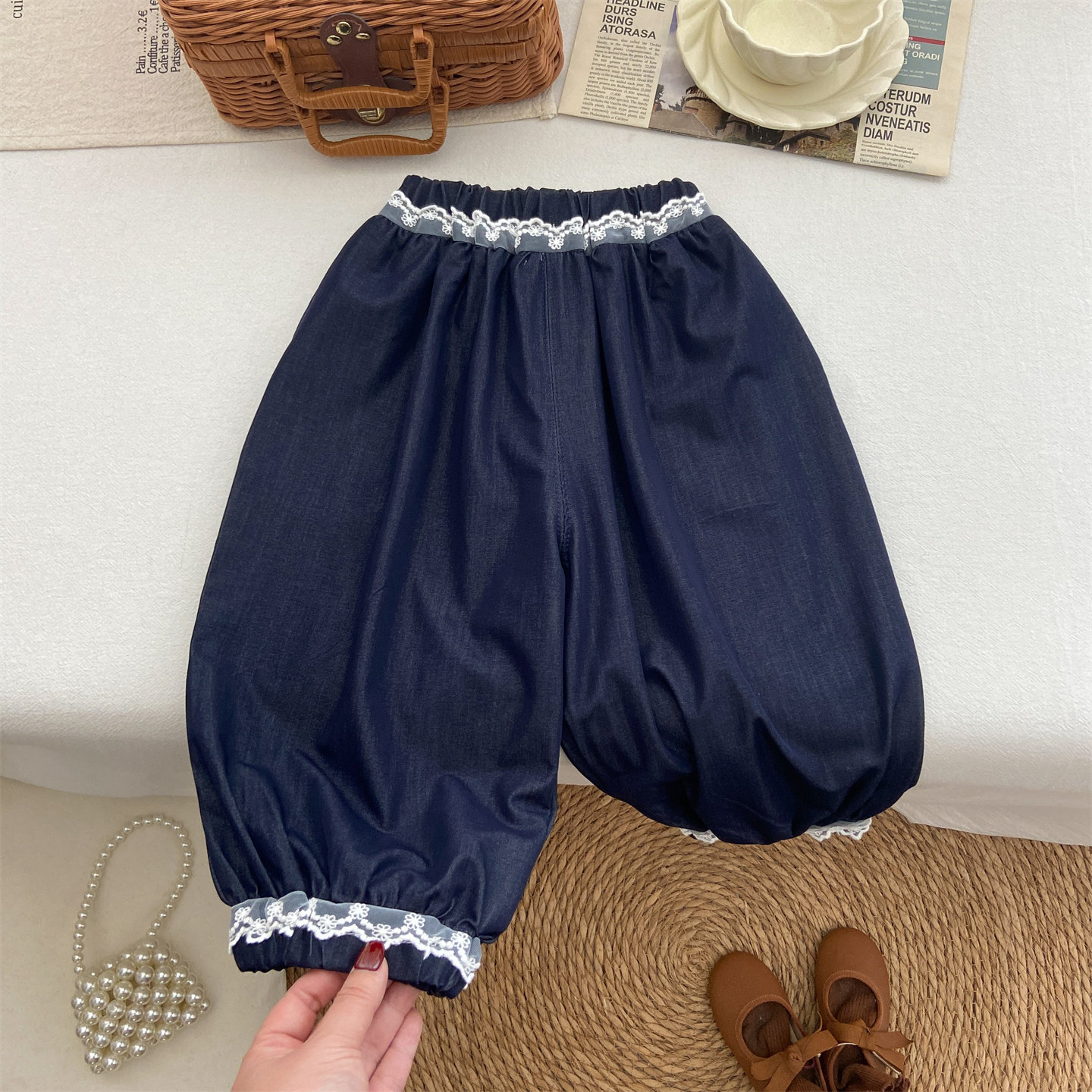 女童裤子夏薄款2026新款夏季仿牛仔裤宝宝韩系花边灯笼裤收口长裤