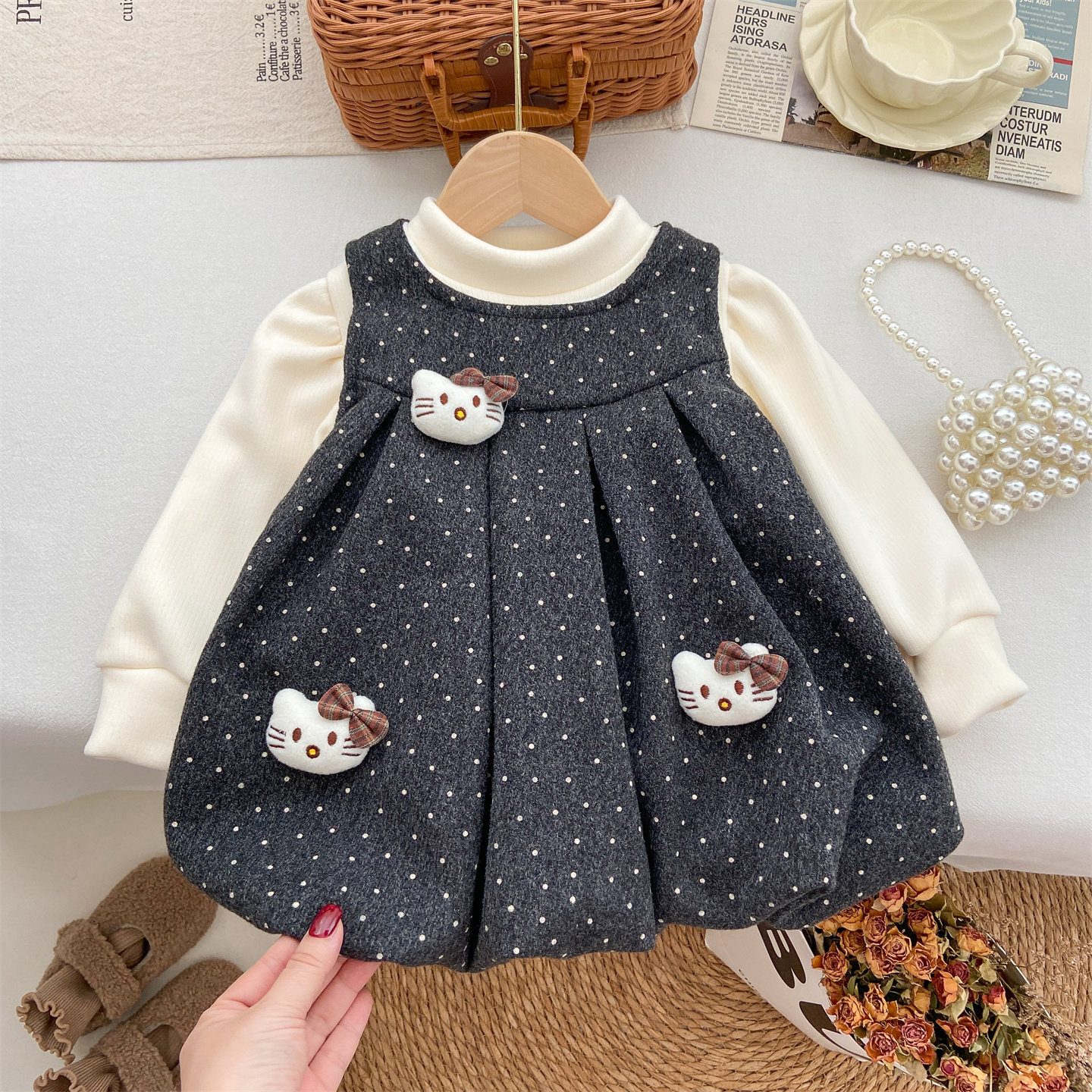 女童套装2025新款冬装洋气时髦加绒长袖t恤毛呢圆点背心裙两件套