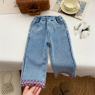 女童加绒裤子2025新款洋气窄版直筒裤秋冬季精致刺绣花边牛仔裤潮