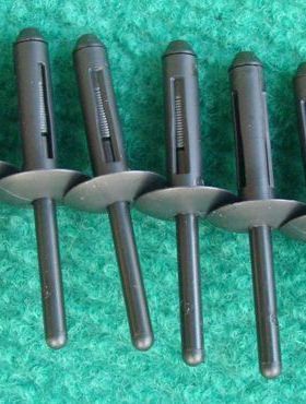 美国EMHART POP汽车铆钉 拉钉直径6.3MM汽车插芯铆钉塑料