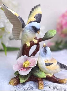 陶瓷柔光釉爱情鸟小鸟喜鹊摆设新居婚房装饰家居精品手绘