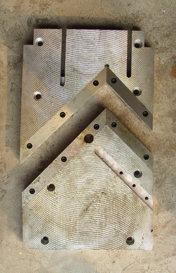 自改无缝焊机压钳挤刀塑钢门窗型材焊接机配件塑料门窗设备配件