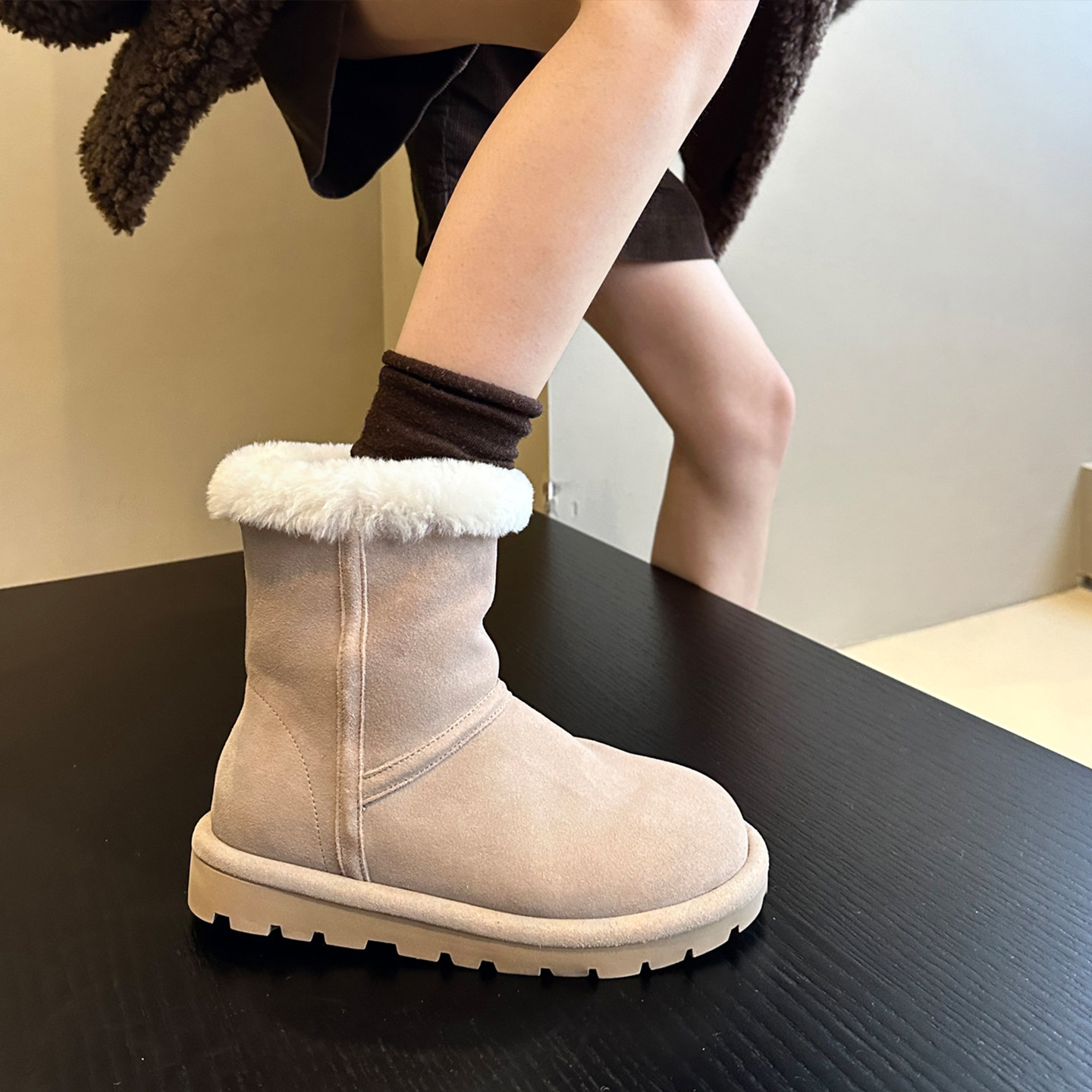 给自己添双好鞋~冬季日系牛皮羊毛翻边保暖防滑雪地靴女棉靴棉鞋,女鞋,时尚雪地靴,淘宝优惠券,粉丝福利购,淘宝优惠卷