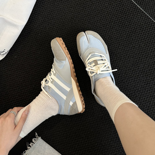 潮酷百搭轻便徒步运动鞋女德训鞋