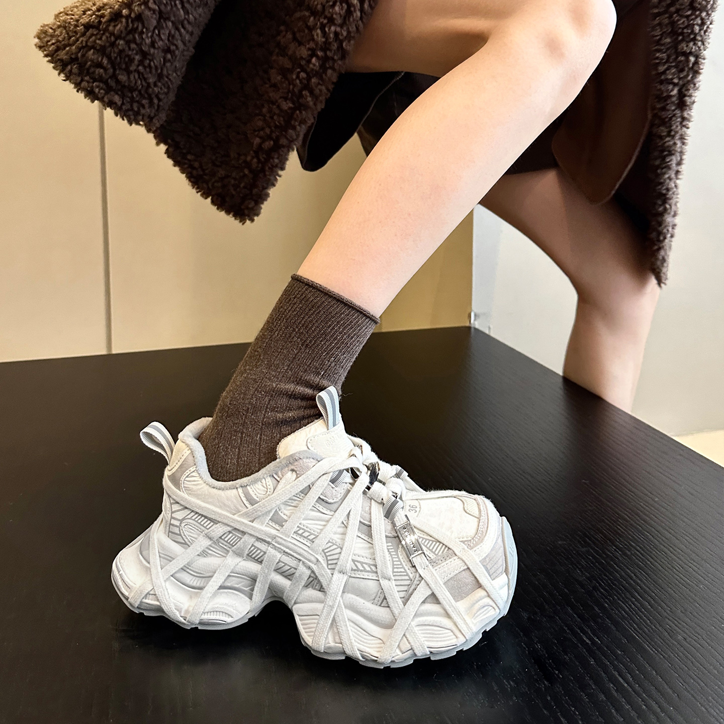 懒人快乐~冬加绒欧货国潮配阔腿裤炸街绑带厚底老爹鞋女鞋运动鞋