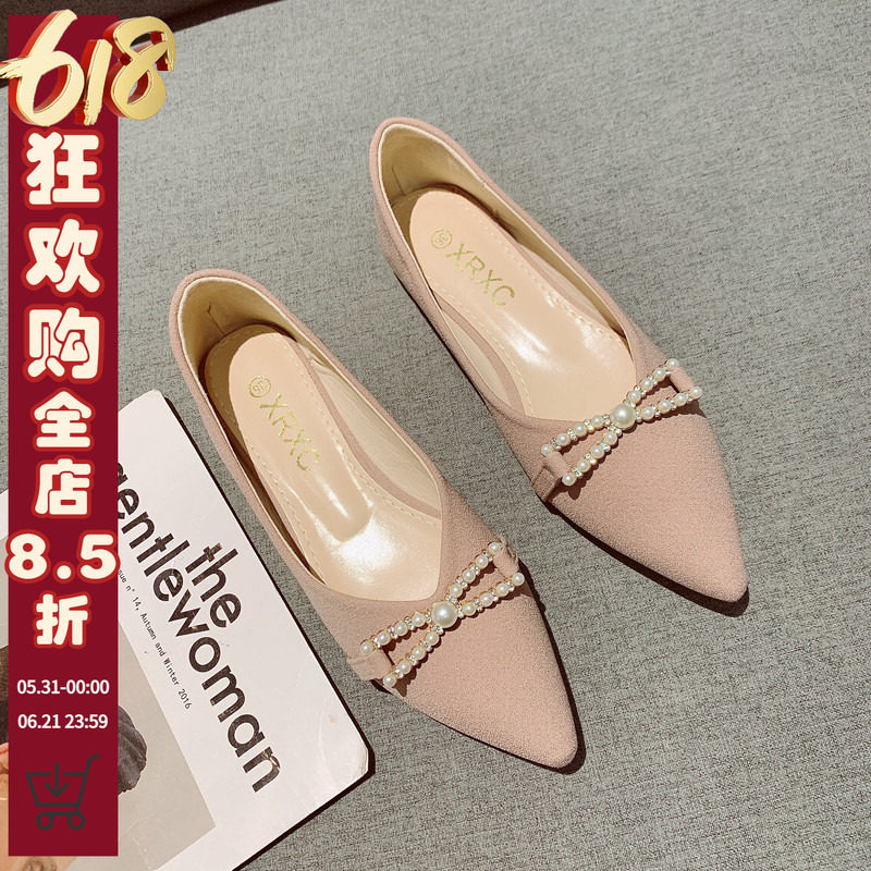 2026年新款韩版甜美珍珠装饰尖头平底鞋舒适浅口工作女鞋软底瓢鞋