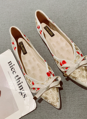 刺绣布面显瘦尖头平底单鞋女2025ian新款韩版蝴蝶结装饰软底瓢鞋