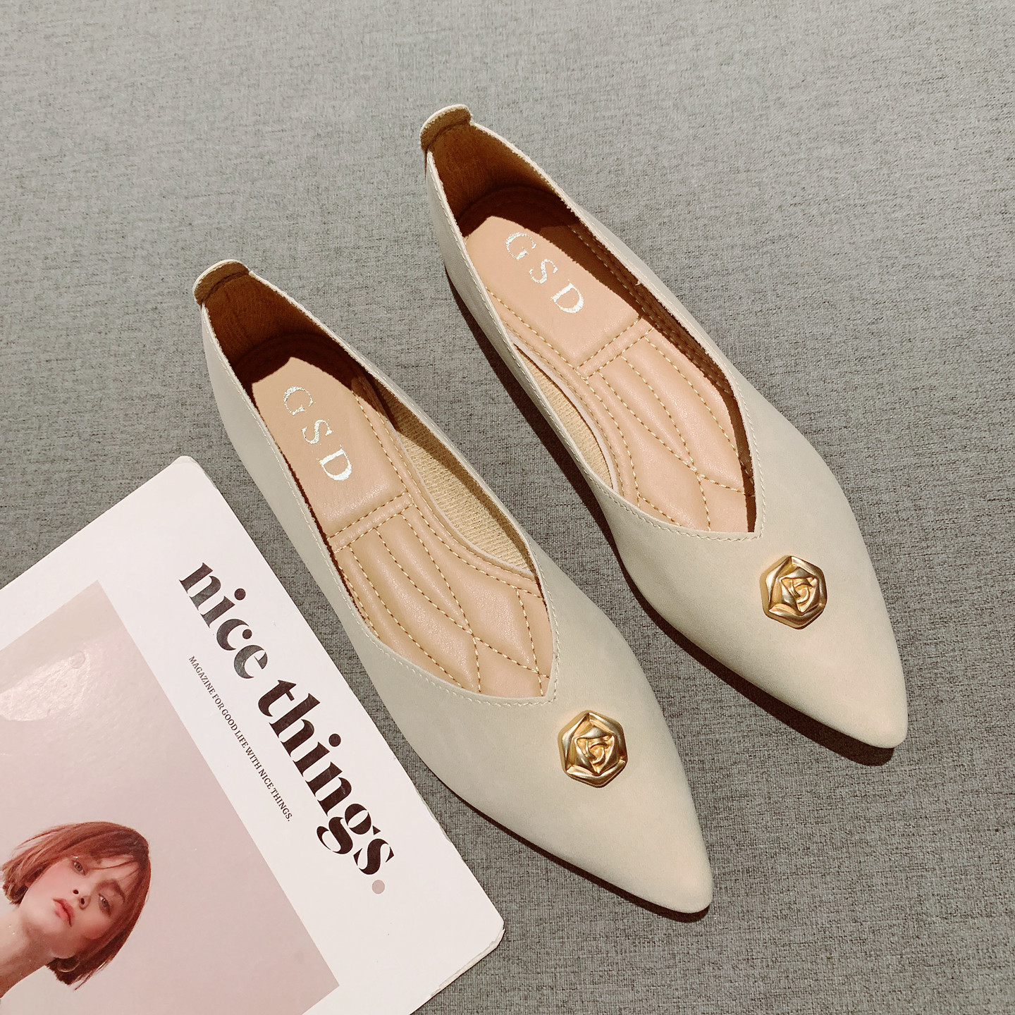 山茶花装饰浅口尖头一脚套平底单鞋女2025年新款舒适软底百搭瓢鞋,女鞋,浅口单鞋,淘宝优惠券,粉丝福利购,淘宝优惠卷