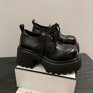 2026年新款英伦风增高厚底松糕鞋女复古圆头系带小皮鞋显瘦休闲鞋