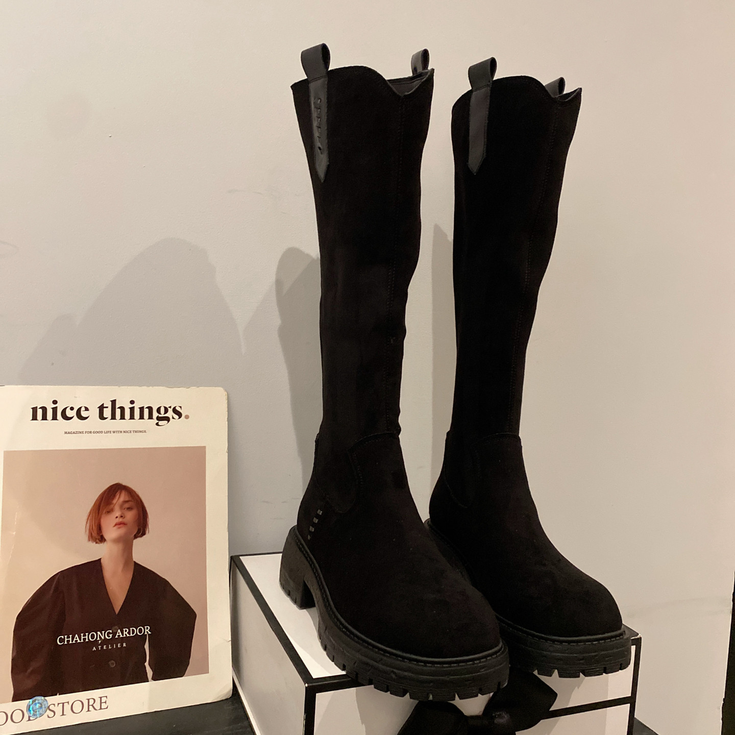 2025年新款复古圆头绒面高筒时装靴女英伦风后拉链粗跟长筒骑士靴,女鞋,时装靴,淘宝优惠券,粉丝福利购,淘宝优惠卷