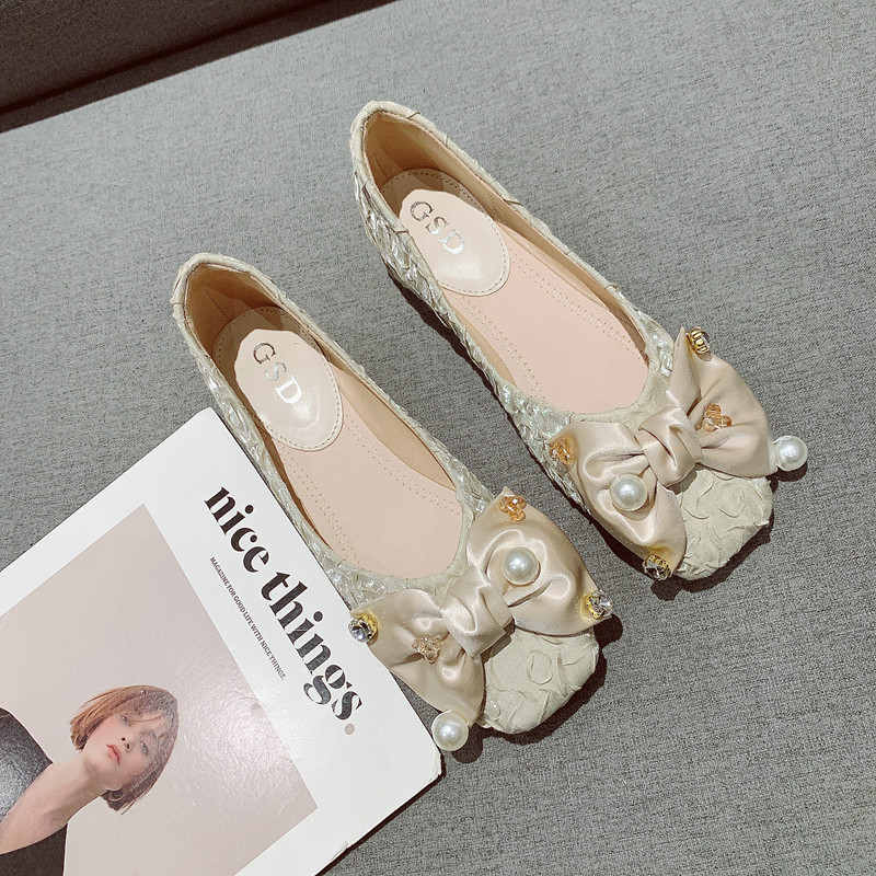 甜美蝴蝶结装饰方头单鞋女低跟鞋