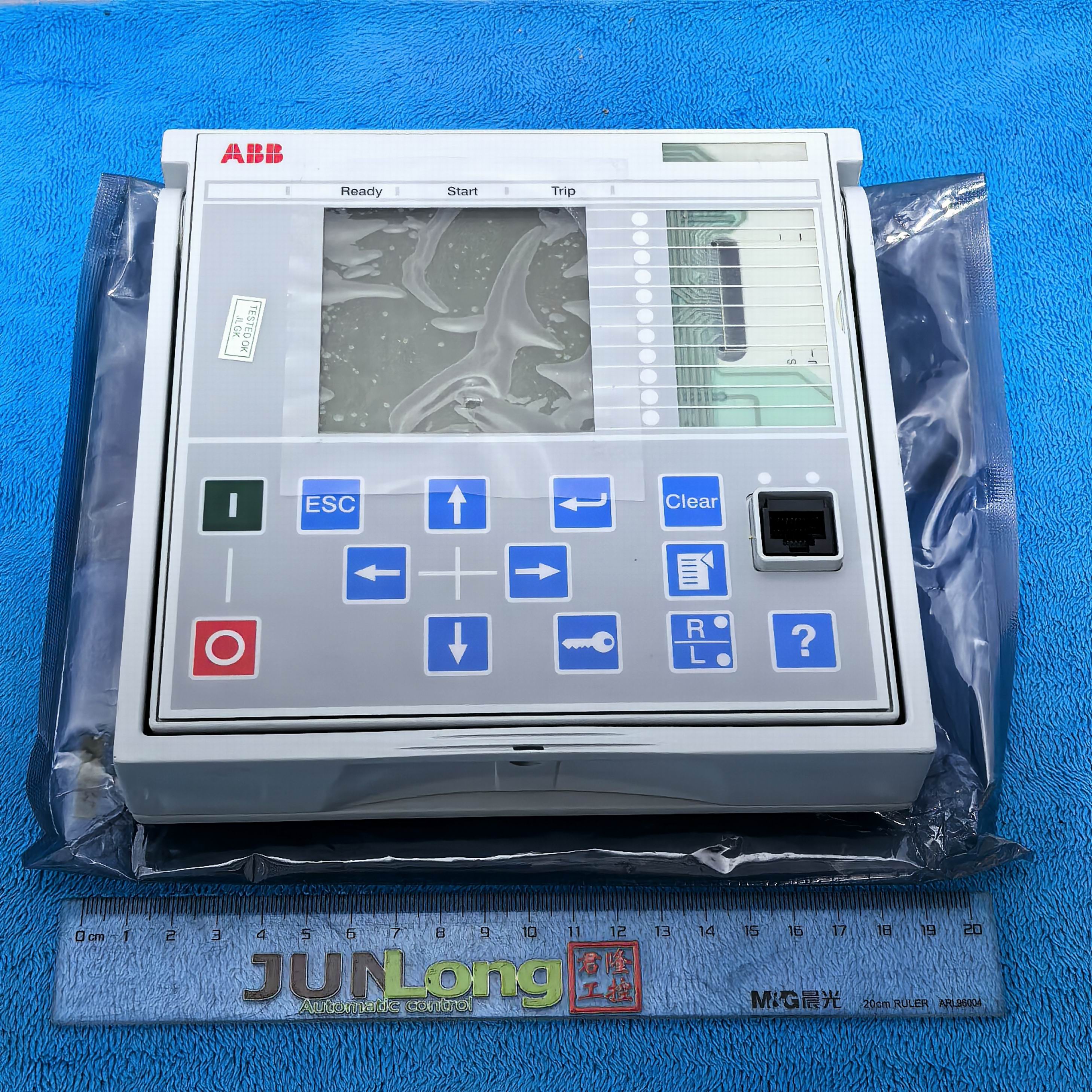 全新 ABB  DIS0012  2RCA025340A0001H  REF615用面板  询价