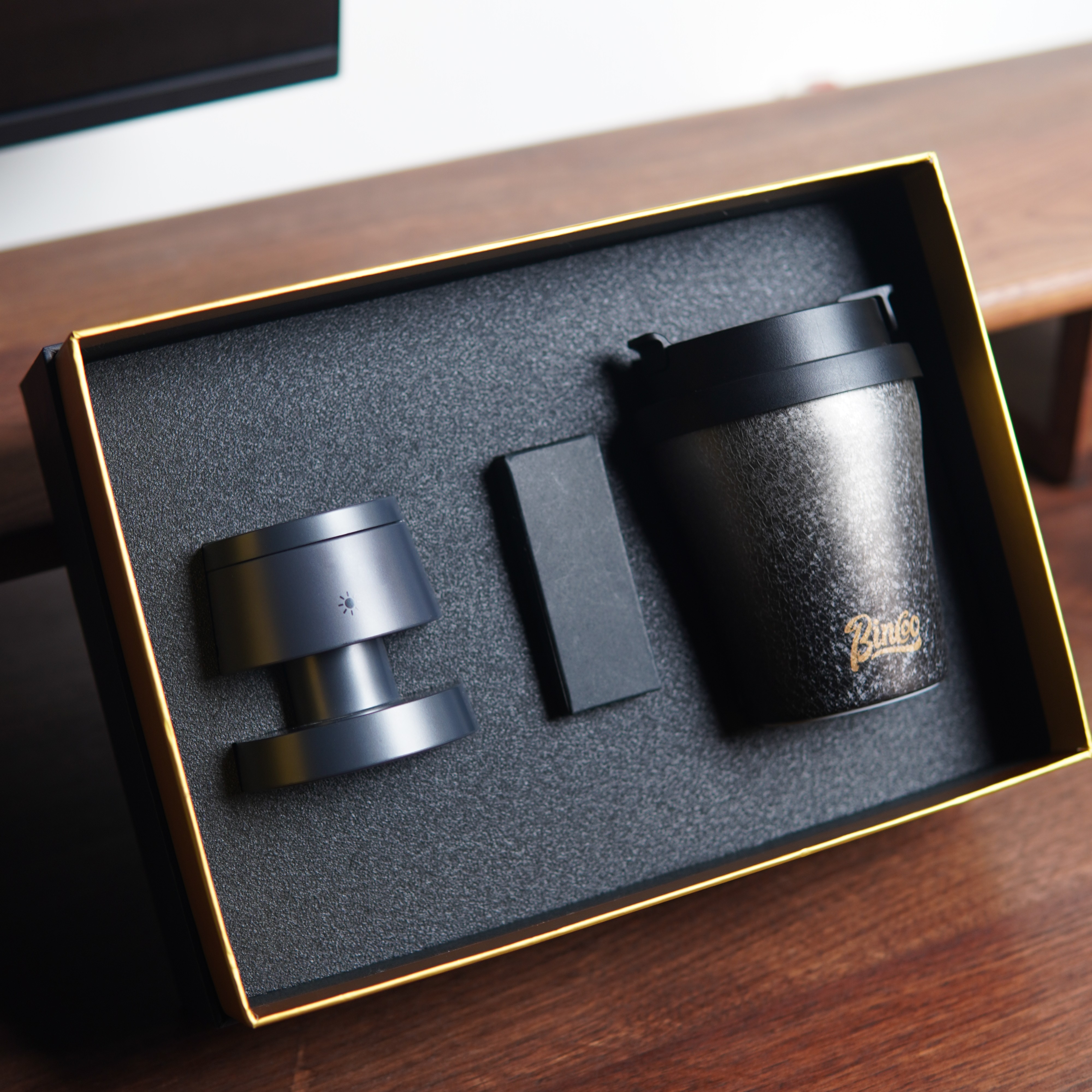 活动礼物送员工数码黑科技升职创意IT男商务企业logo年会礼品定制