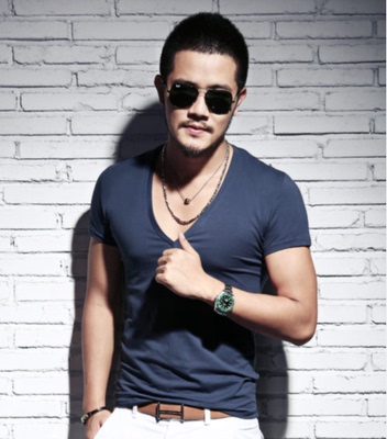 韩版男士大V领短袖T恤时尚低胸短袖衣 男款修身深v半袖内搭打底衫