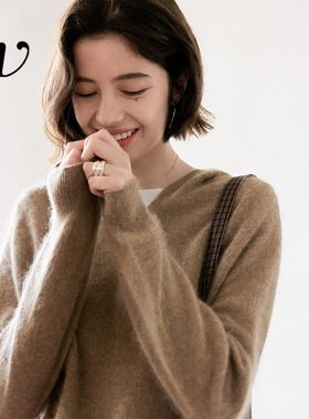 Even Vintage | 羊毛羊绒混纺 软糯温柔v领连帽套头针织衫毛衣冬