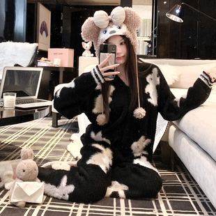 可爱卡通珊瑚绒睡衣女款2025新款冬季加厚开衫可外穿家居服套装