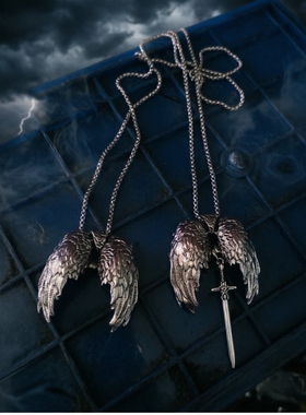 视觉系天使恶魔翅膀情侣吊坠欧美简约十字项链项链Cosplay服饰