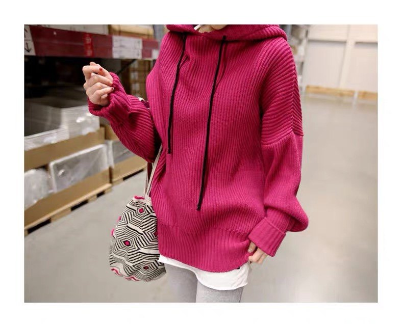 40%羊毛的连帽款羊毛毛衣加厚版