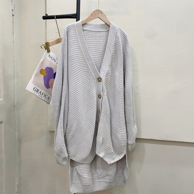 2025秋冬新款羊毛开衫女V领宽松慵懒风针织毛衣外套