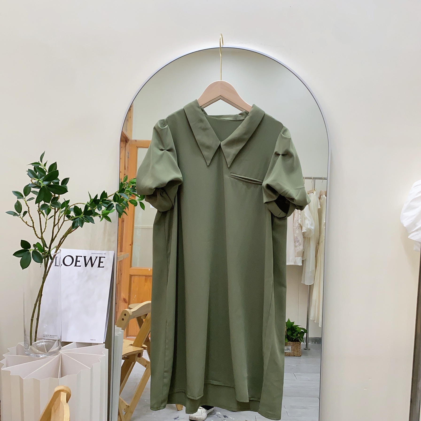 2024夏季新款韩版宽松大码胖mm显瘦气质翻领泡泡袖连衣裙女中长款