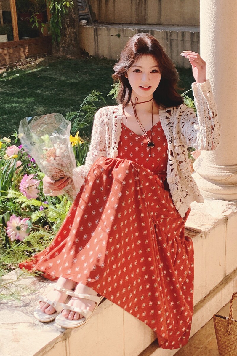 花朵开衫红色碎花吊带连衣裙女两件套夏2025新款独特漂亮绝美长裙,女装套装/套裙,2C069