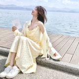 2025夏季新款度假风森女甜美碎花吊带连衣裙女夏季防晒衬衣开衫，女装套装/套裙，2C069